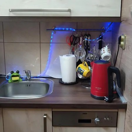Csicsergo Apartman Lakas * Héviz