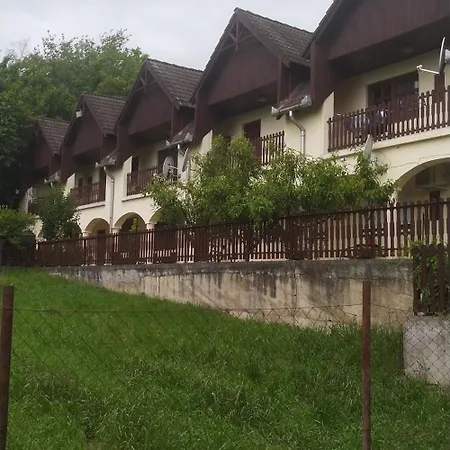 Csicsergo Apartman Lakas Héviz