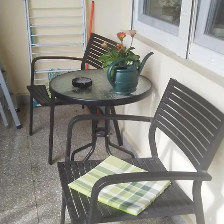 Csicsergo Apartman Lakas *