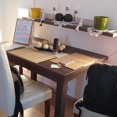 Csicsergo Apartman Lakas Apartament Héviz